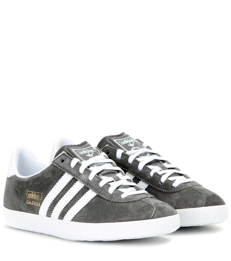 adidas grey sneakers for women.